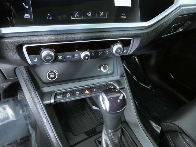 Used 2025 Audi Q3 2.0T Premium w/ Convenience Package AWD/4WD image 20