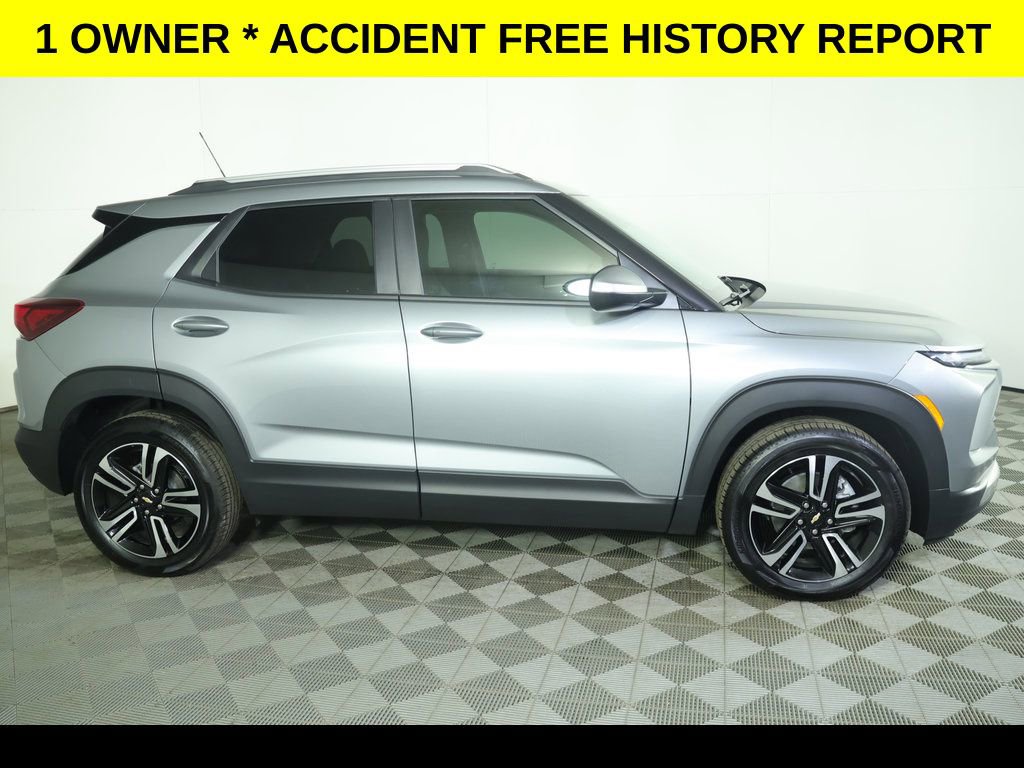 Used 2026 Chevrolet TrailBlazer LT image 2