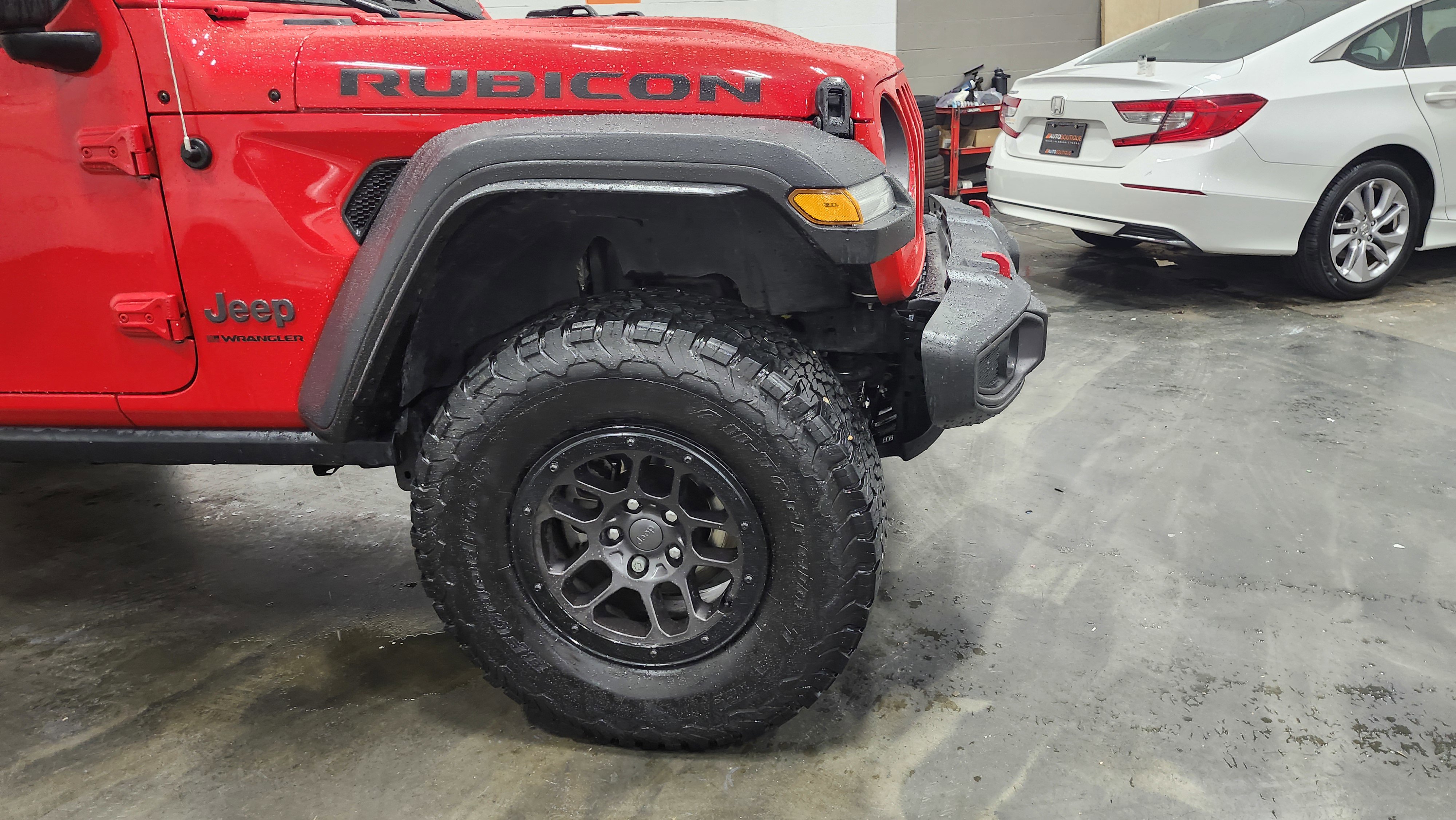 Used 2023 Jeep Wrangler Unlimited Rubicon w/ Xtreme 35 Tire Package image 14