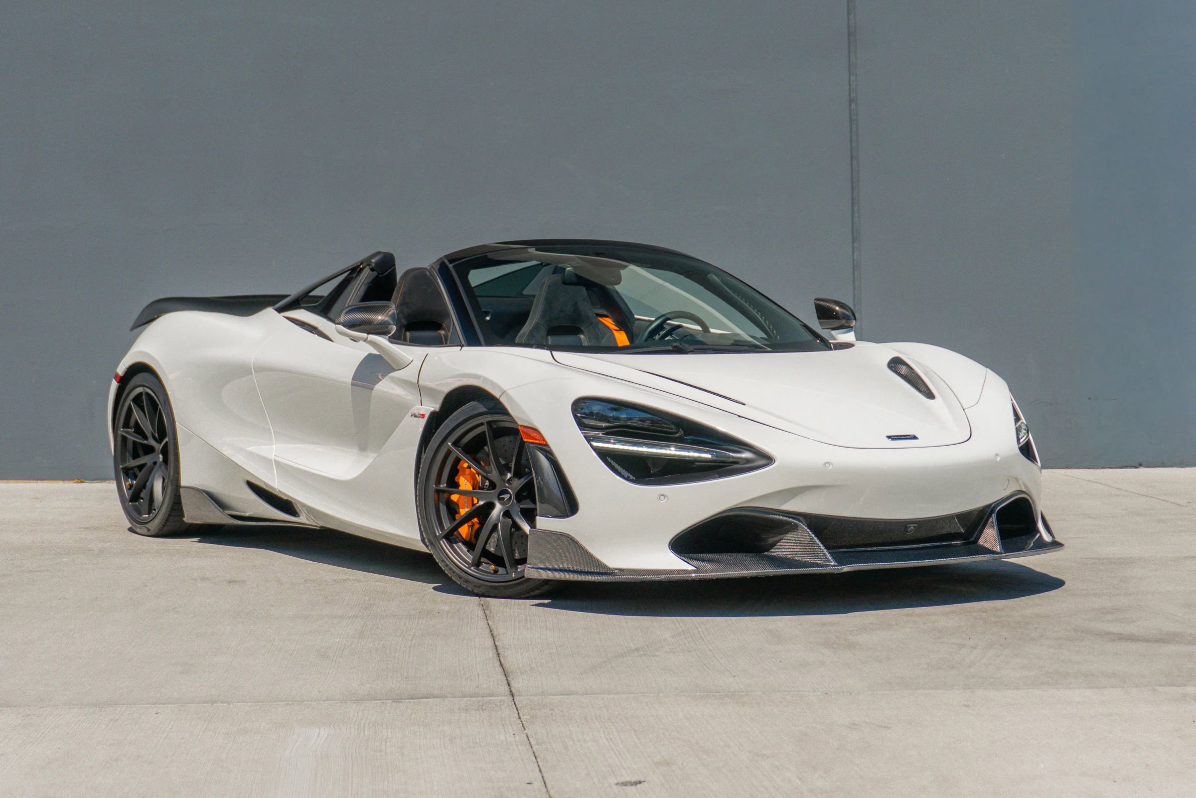 Used 2021 McLaren 720S Spider image 13
