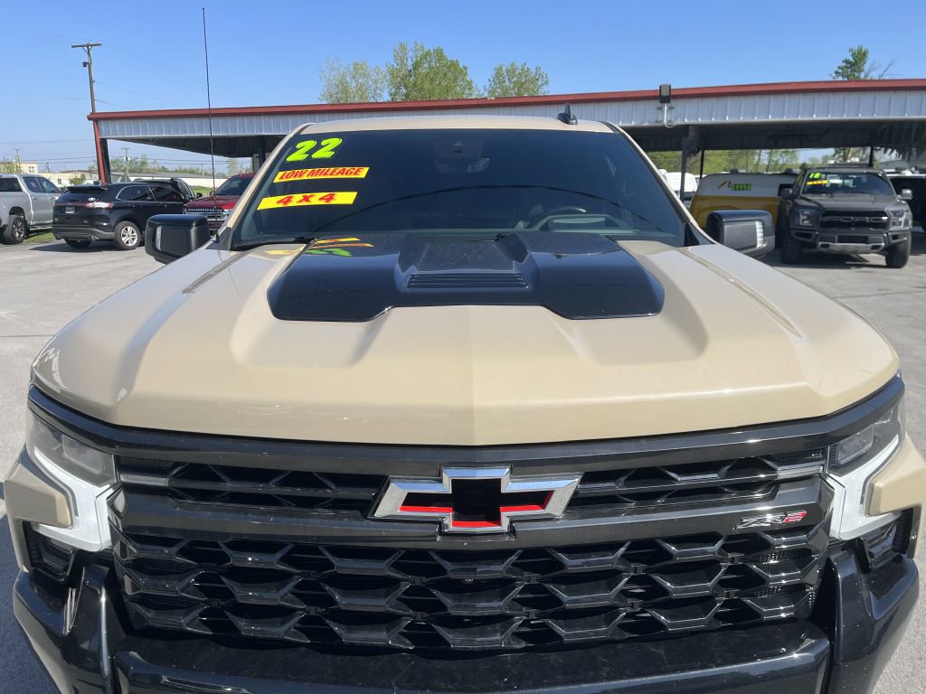 Used 2022 Chevrolet Silverado 1500 ZR2 image 4