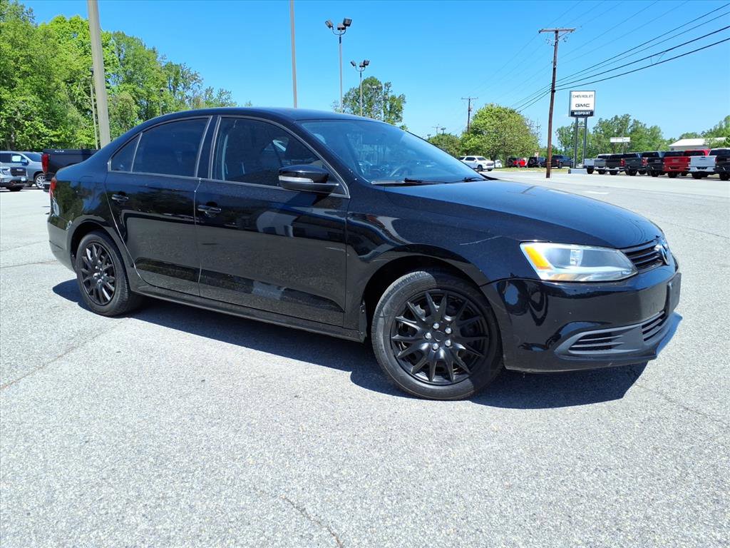 Used 2014 Volkswagen Jetta SE FWD image 2