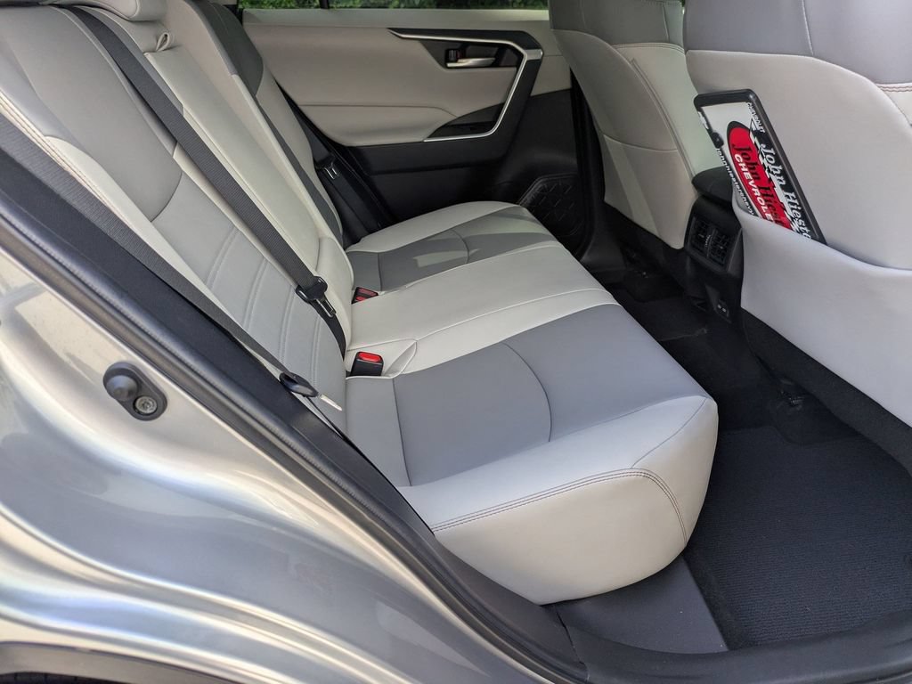 Used 2023 Toyota RAV4 XLE Premium AWD/4WD image 39