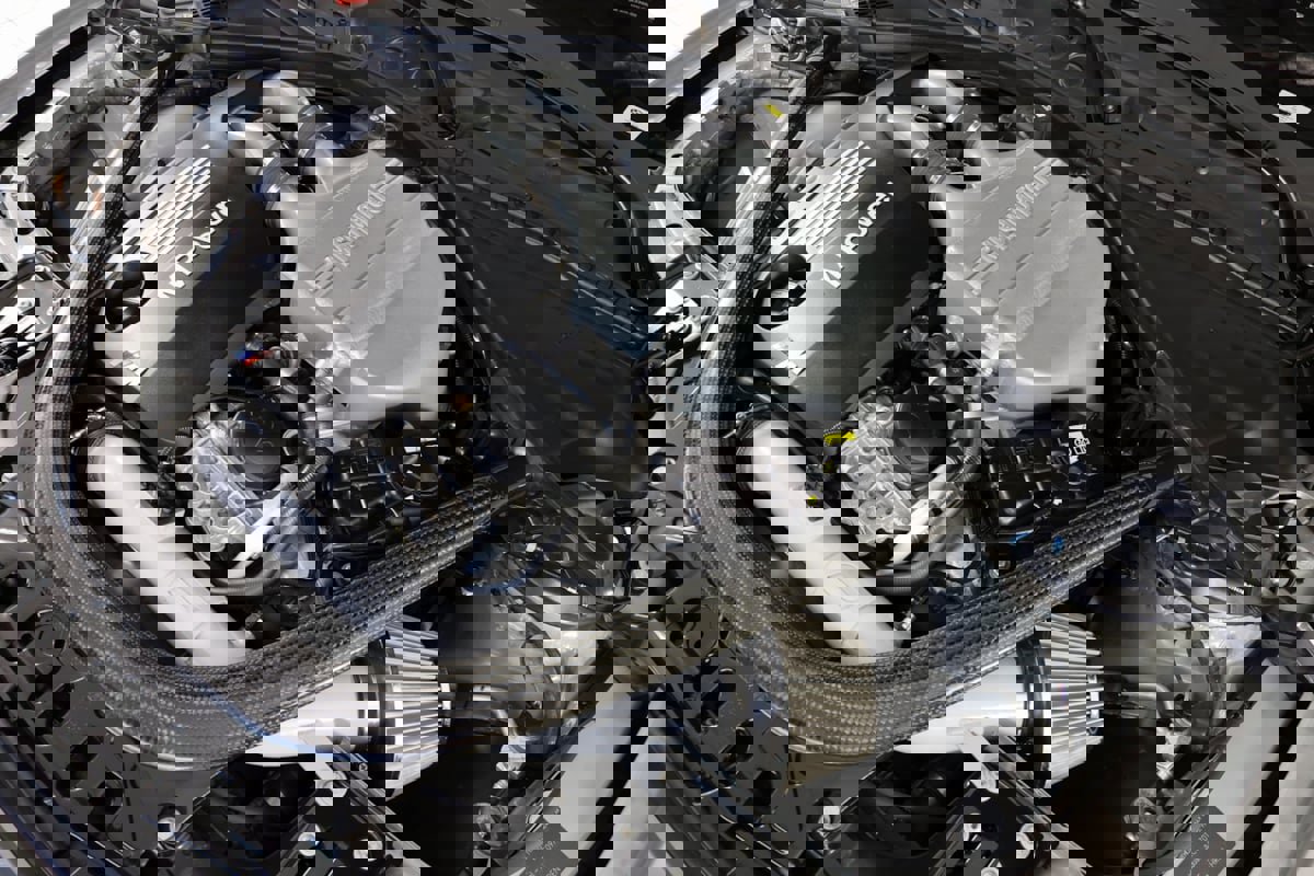 Used 2019 BMW M4 CS w/ Executive Package image 33