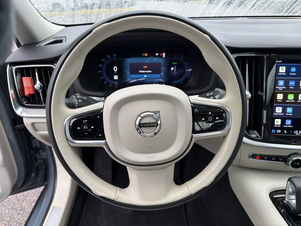 Used 2023 Volvo S60 T8 Plus image 25