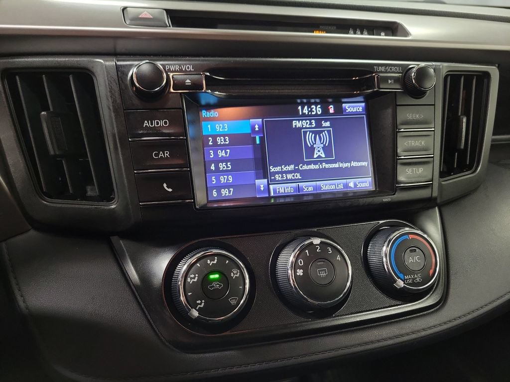 Used 2018 Toyota RAV4 LE w/ All Weather Liner Package FWD image 17