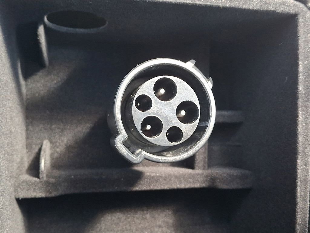 Used 2021 Tesla Model Y Long Range image 26