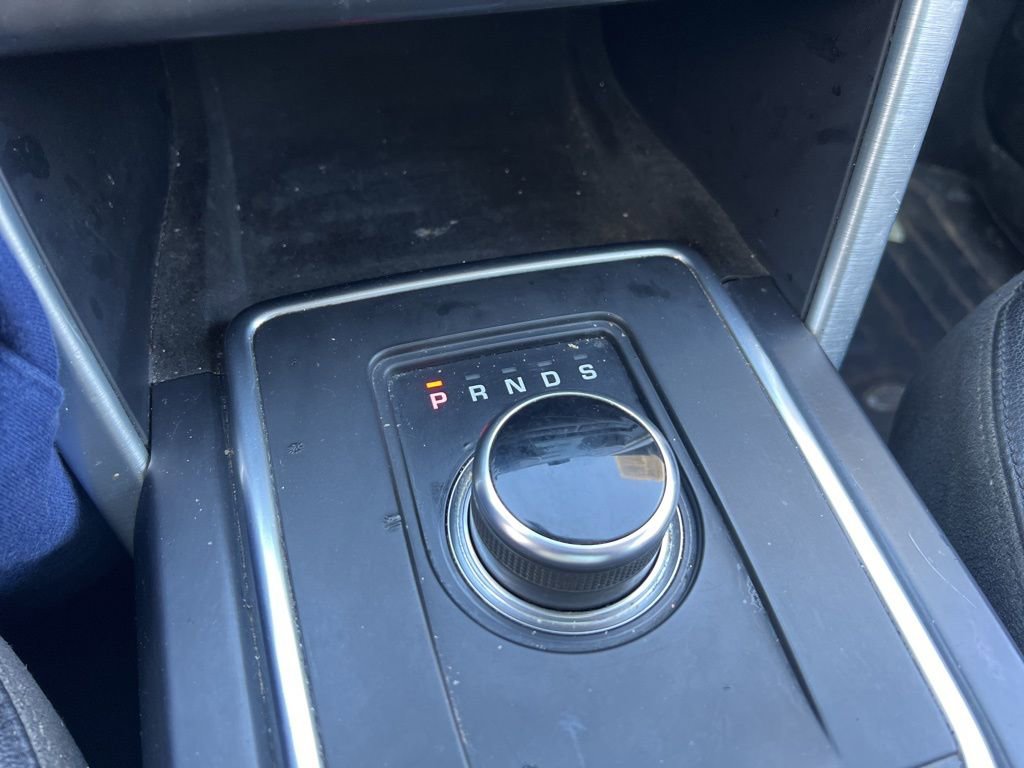 Used 2018 Land Rover Discovery Sport HSE image 23