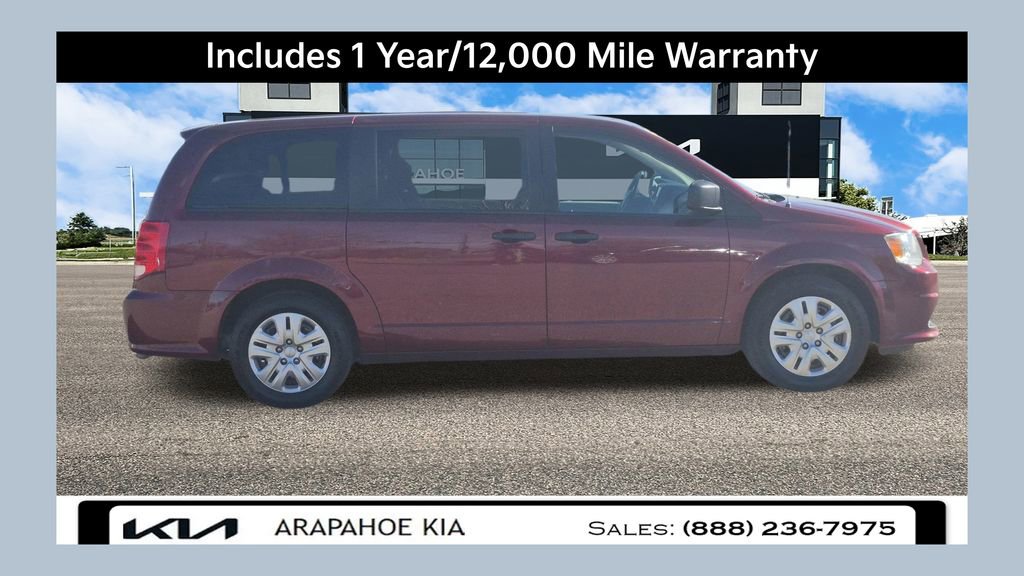 Used 2019 Dodge Grand Caravan SE w/ UConnect Hands-Free Group