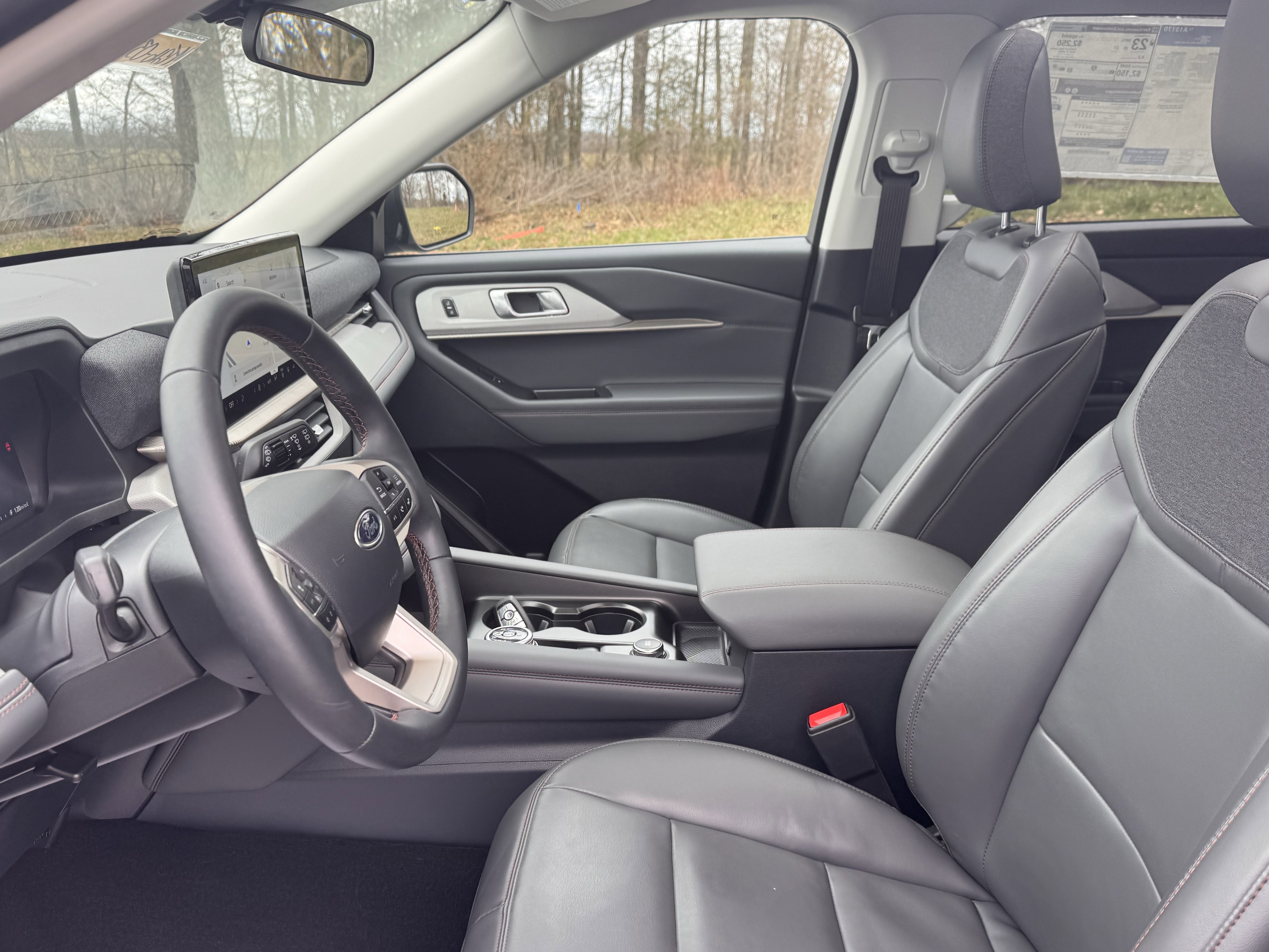 New 2026 Ford Explorer Active w/ Active Comfort Package image 10