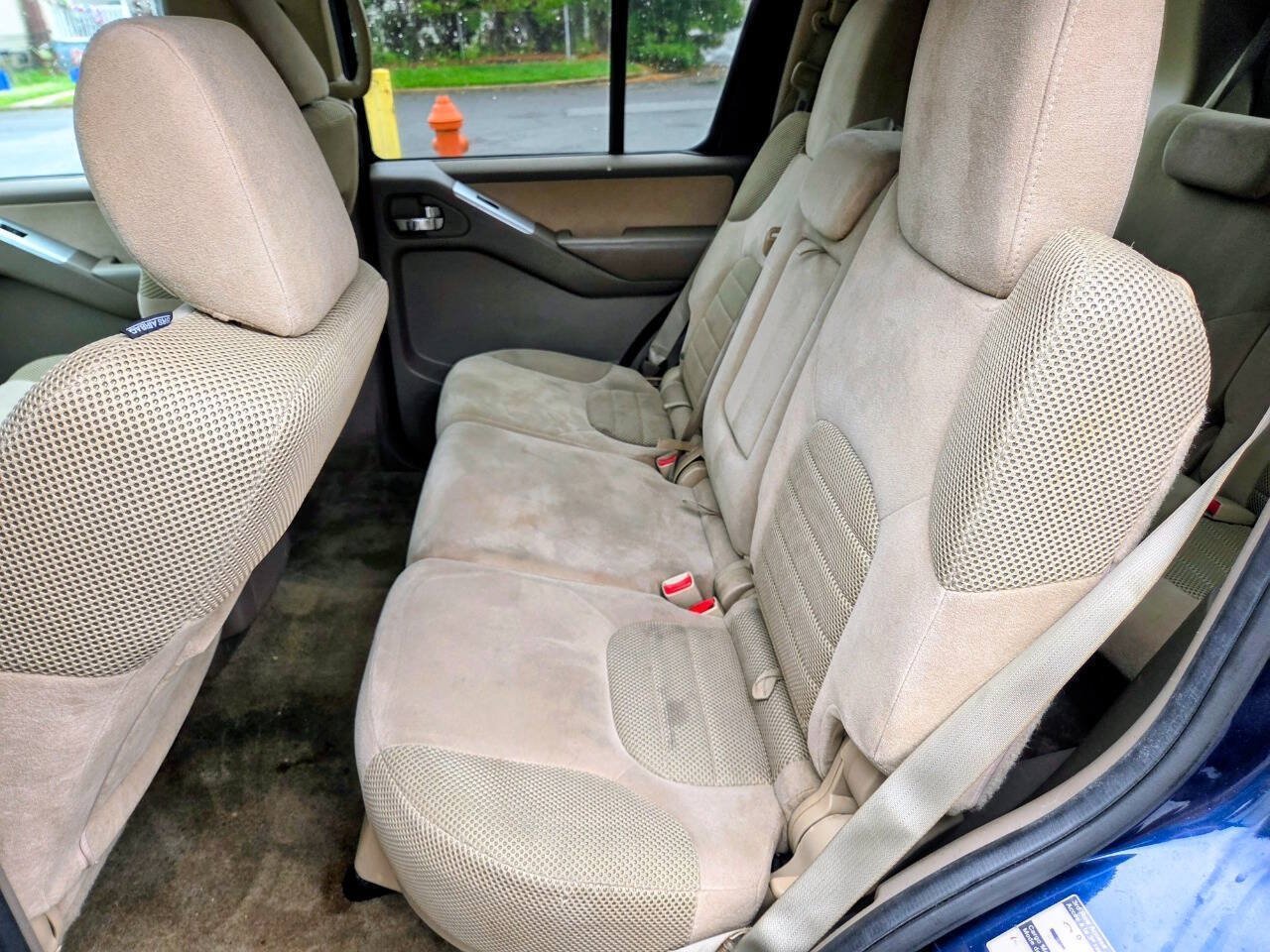 Used 2012 Nissan Pathfinder SV AWD/4WD image 13