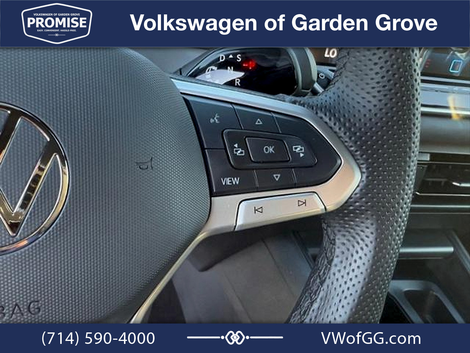 New 2026 Volkswagen Tiguan SE R-Line FWD image 16