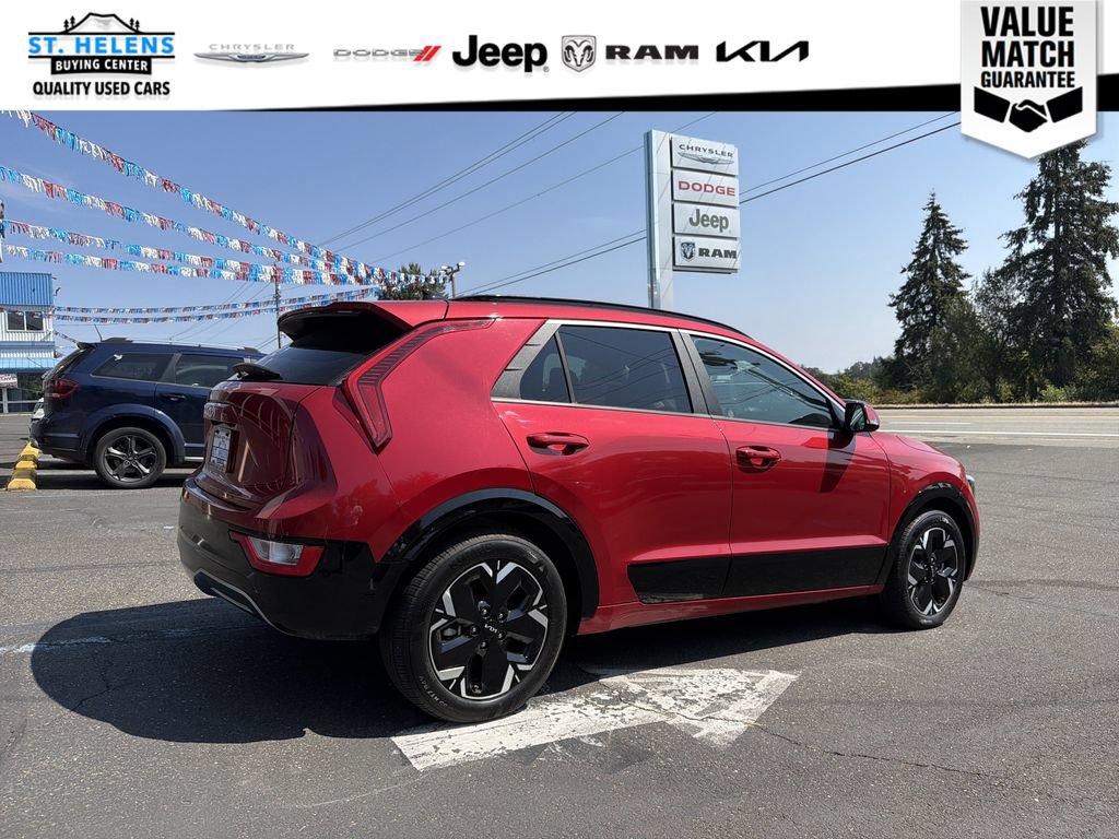 Used 2024 Kia Niro Wind w/ Wind Preserve Package FWD image 8