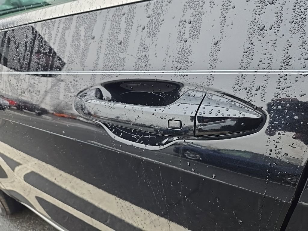 Used 2023 Kia Sportage EX w/ EX Premium Package image 11