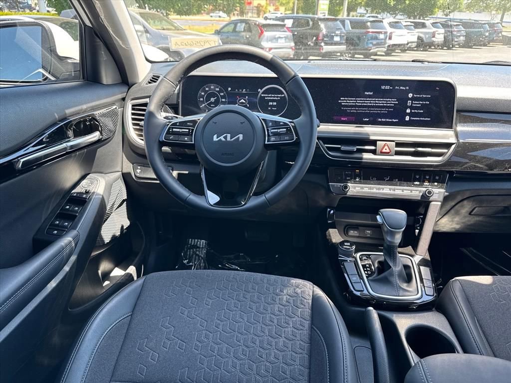 Certified 2024 Kia Seltos S FWD image 12