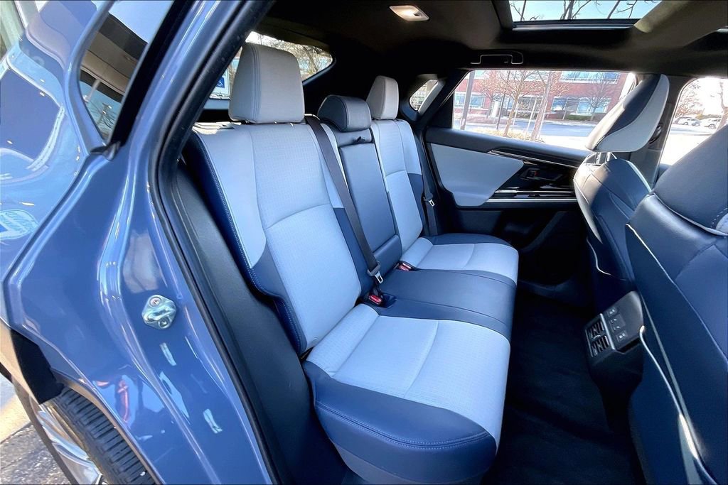 Certified 2024 Subaru Solterra Touring image 30