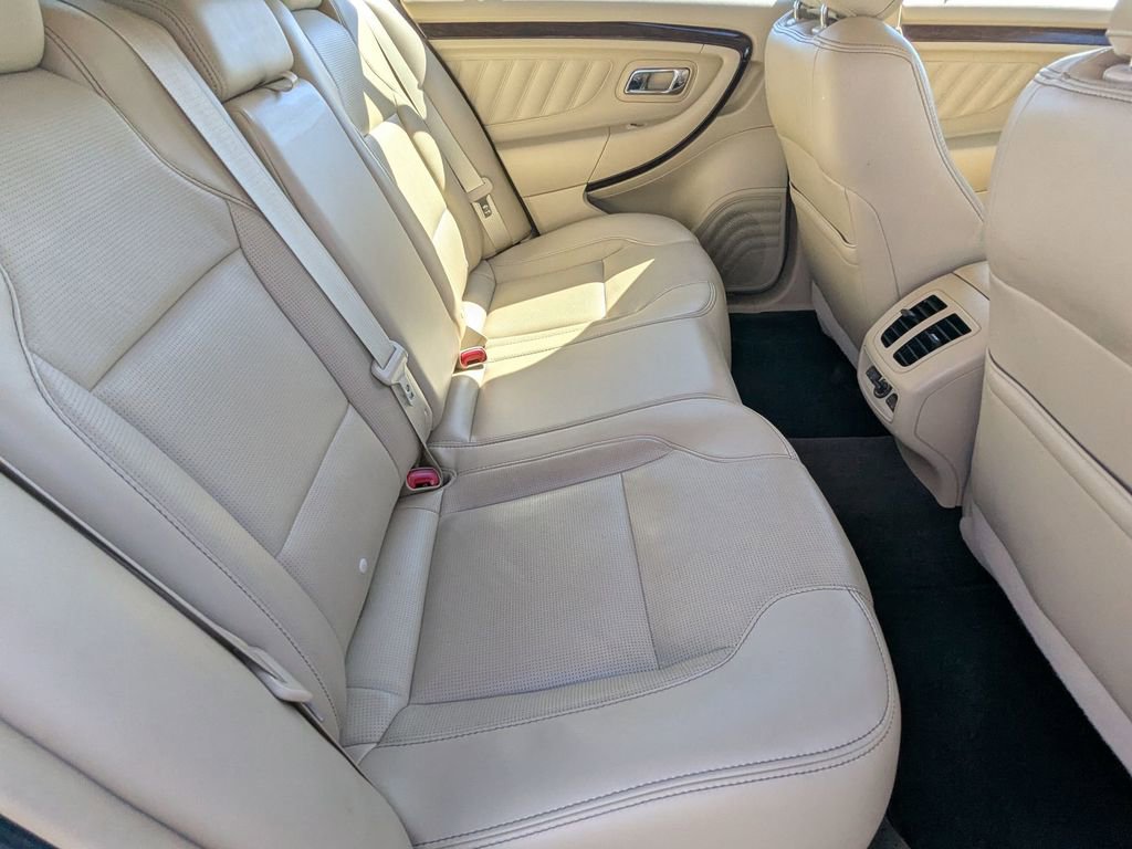 Used 2014 Ford Taurus Limited w/ Equipment Group 301A image 19