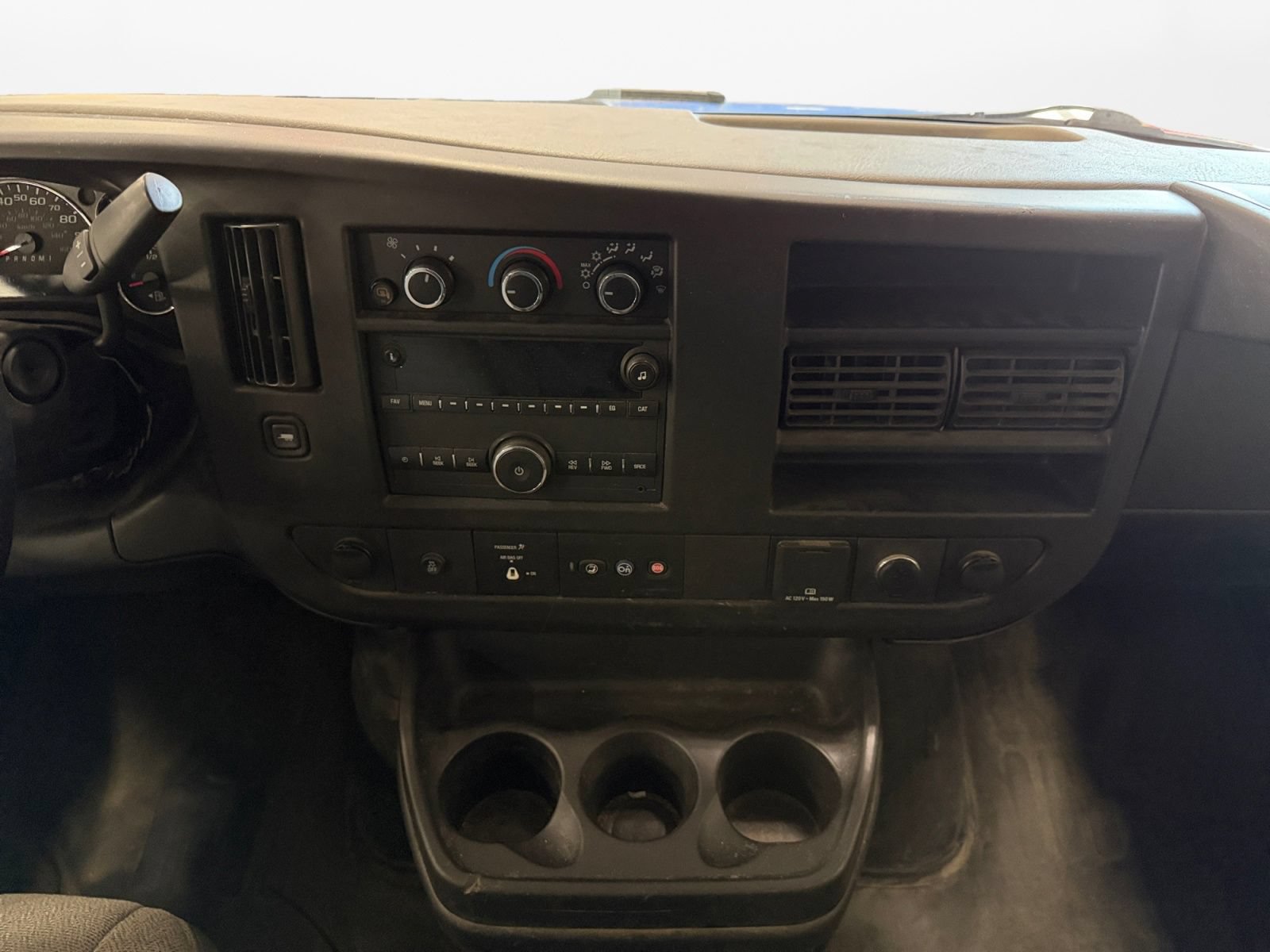 Used 2020 Chevrolet Express 3500 w/ Power Convenience Package RWD image 12