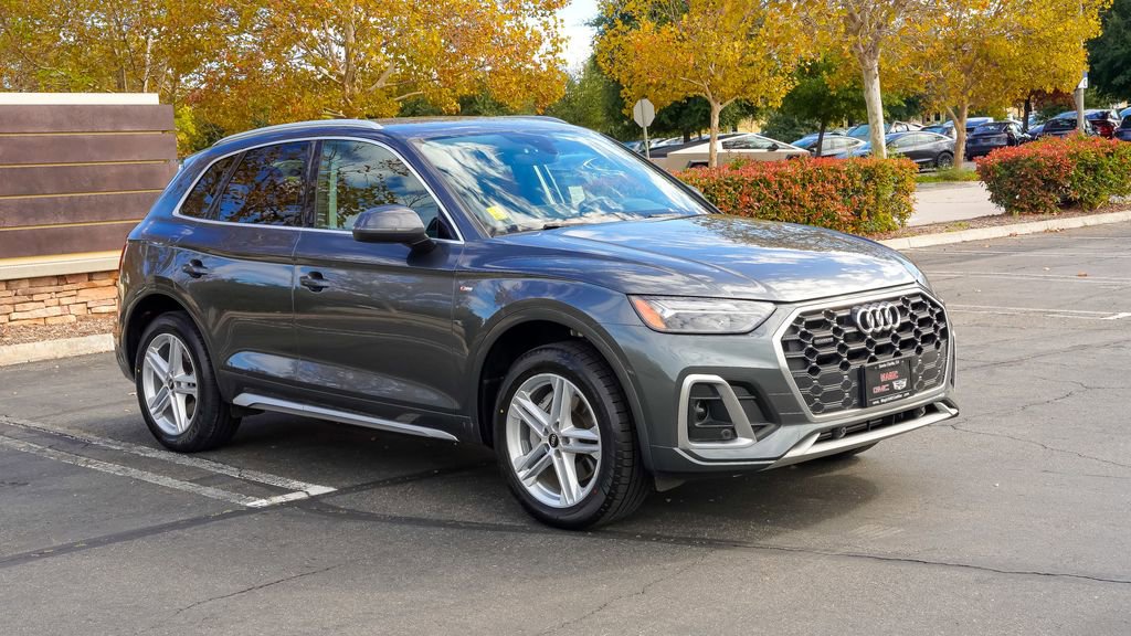 Used 2022 Audi Q5 e Premium w/ Convenience Package image 8