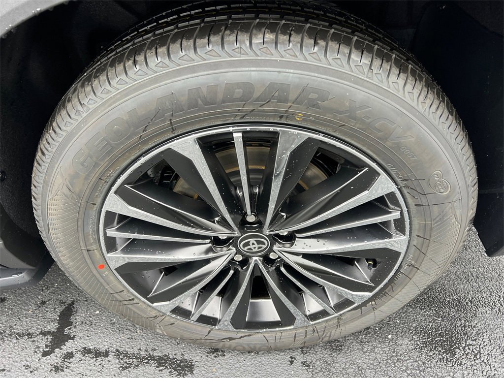 New 2026 Toyota Grand Highlander AWD Hybrid image 20