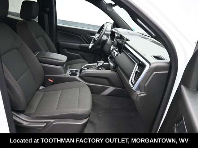 Used 2025 GMC Canyon Elevation image 7