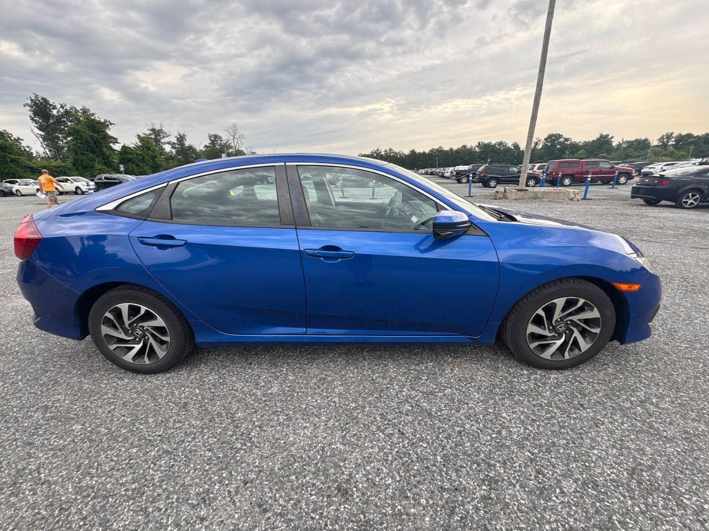 Used 2018 Honda Civic EX image 10