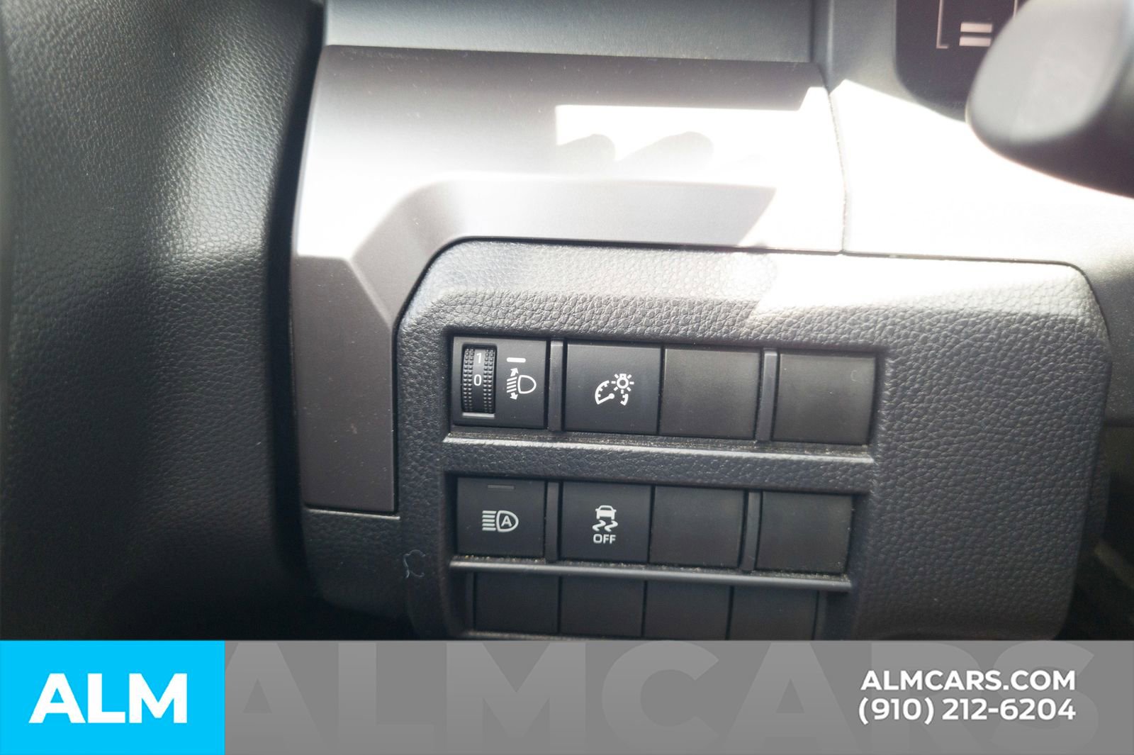 Used 2025 Toyota Tacoma SR5 RWD image 34