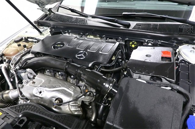 Used 2020 Mercedes-Benz CLA 250 4MATIC image 30