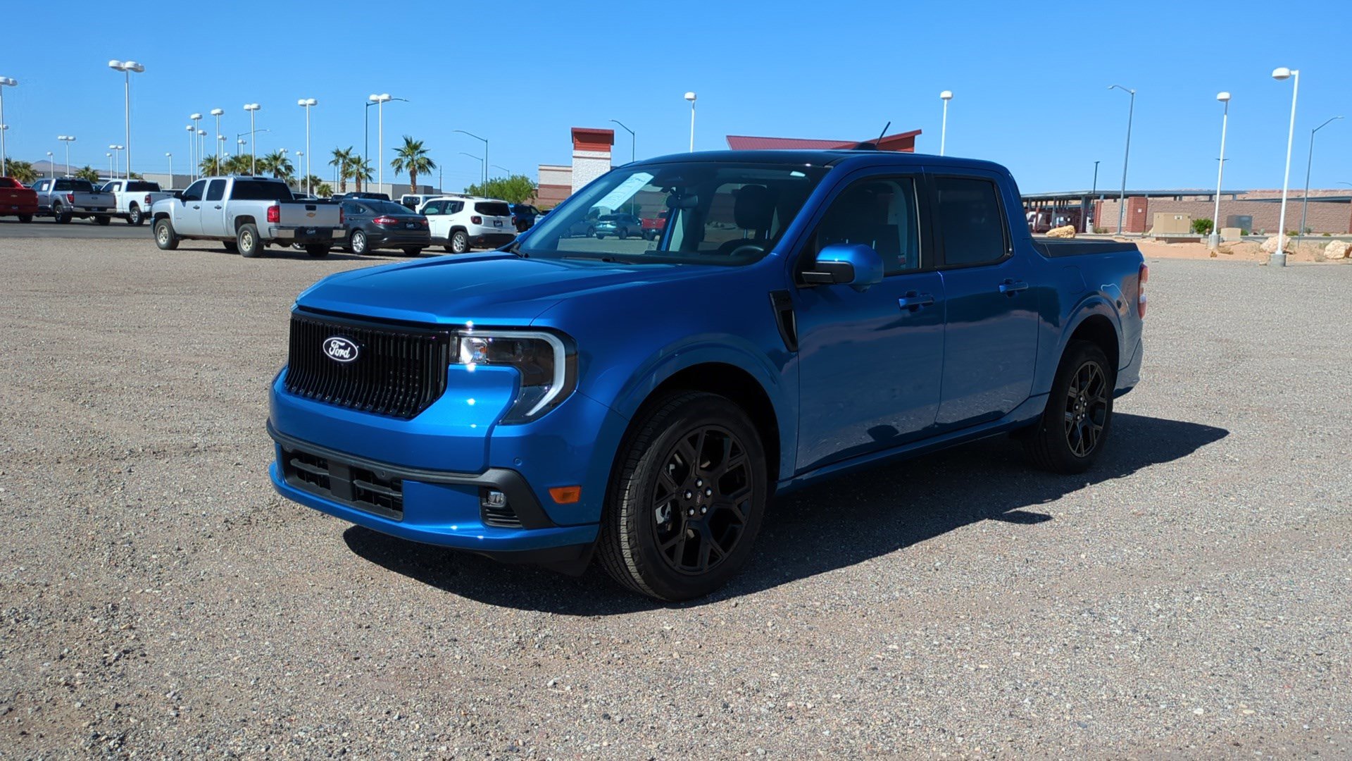 Used 2025 Ford Maverick Lobo AWD/4WD image 8