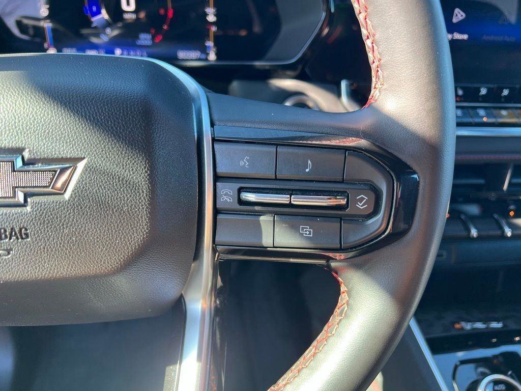Used 2023 Chevrolet Colorado Z71 w/ Z71 Convenience Package 2 image 39
