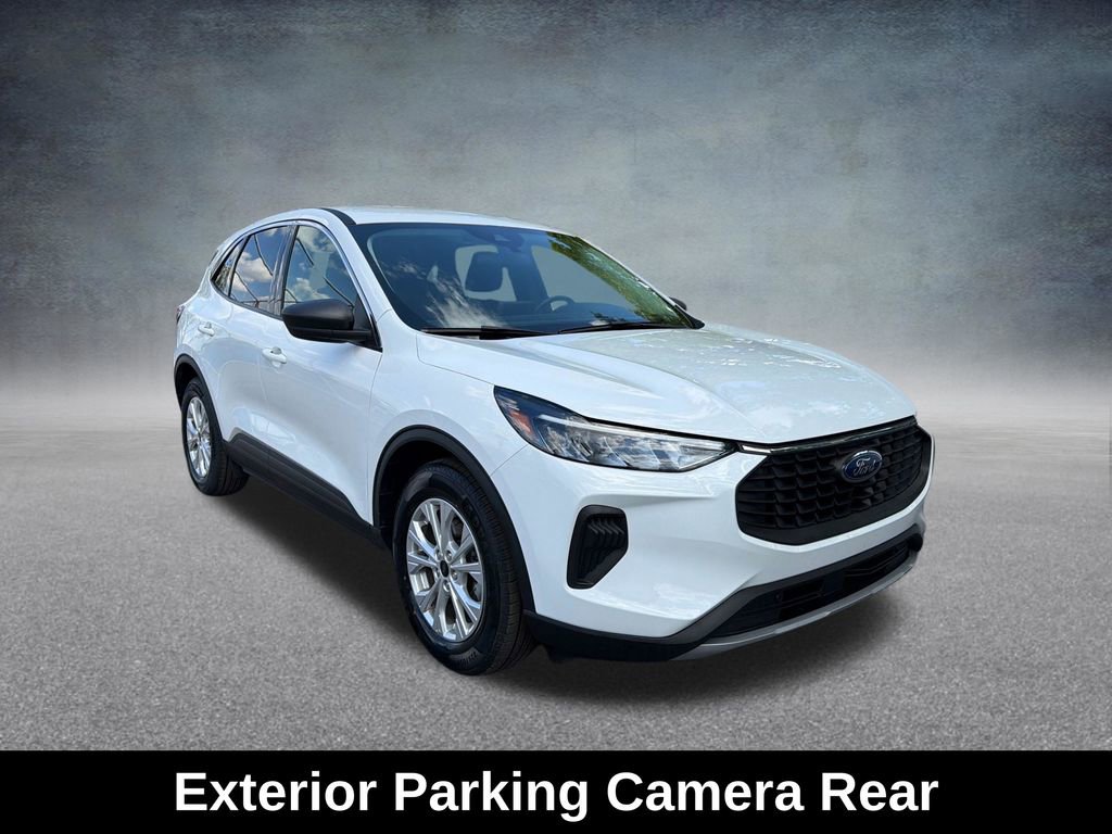 Used 2024 Ford Escape Active w/ Cold Weather Package FWD image 18