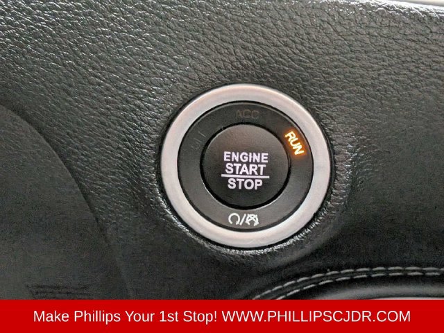 Certified 2019 Dodge Challenger SXT w/ Plus Package RWD image 25