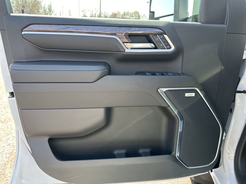 Used 2024 Chevrolet Silverado 2500 LTZ w/ LTZ Plus Package image 14