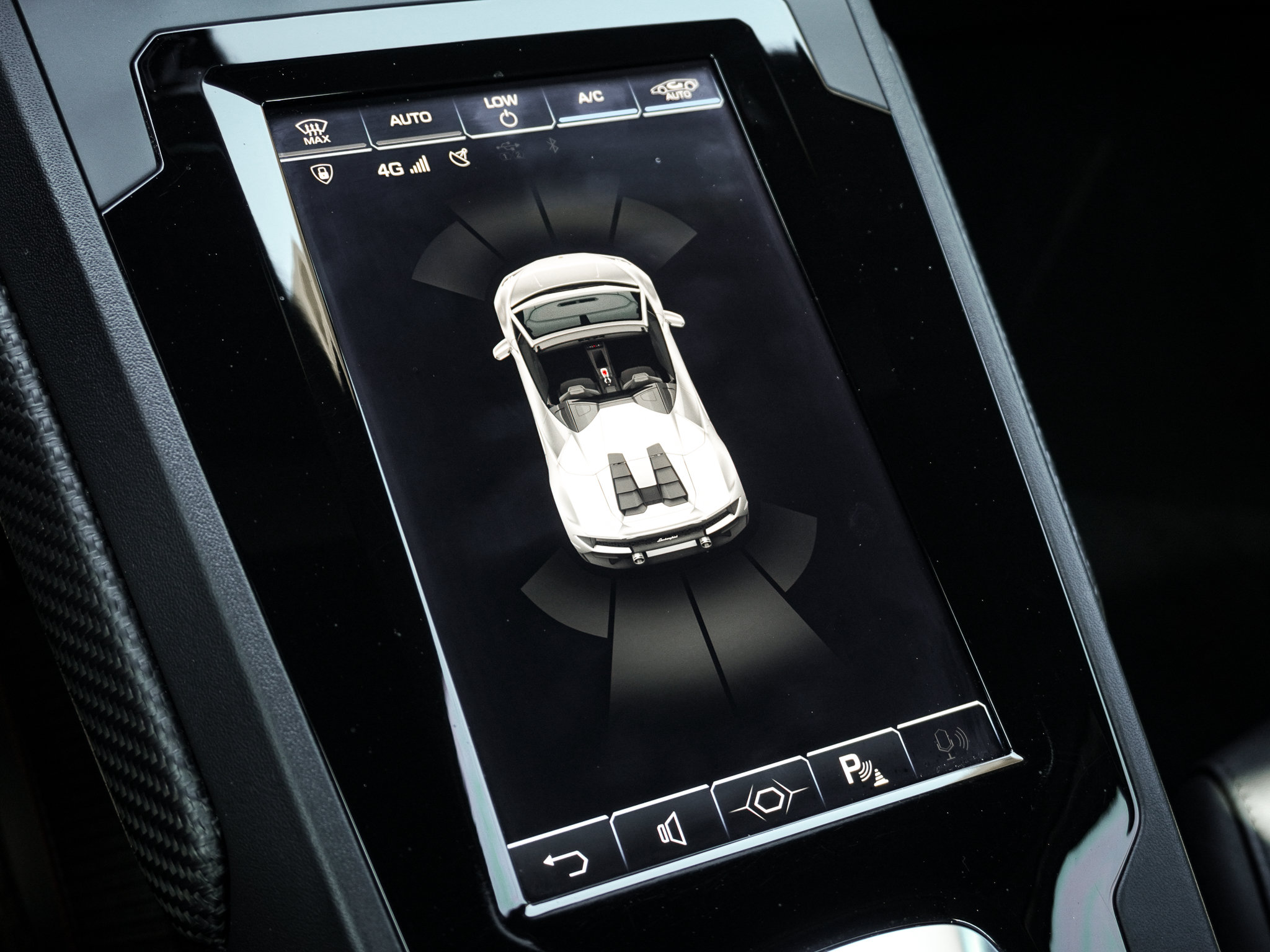 Used 2020 Lamborghini Huracan EVO AWD/4WD image 24