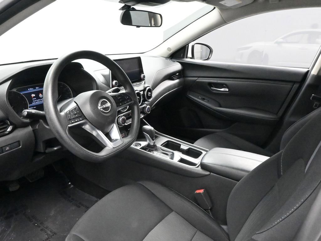 Used 2024 Nissan Sentra SV image 8