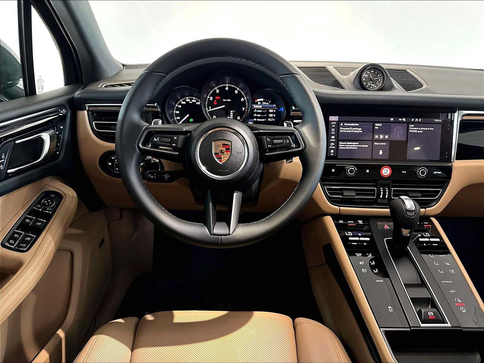 New 2026 Porsche Macan AWD/4WD image 13