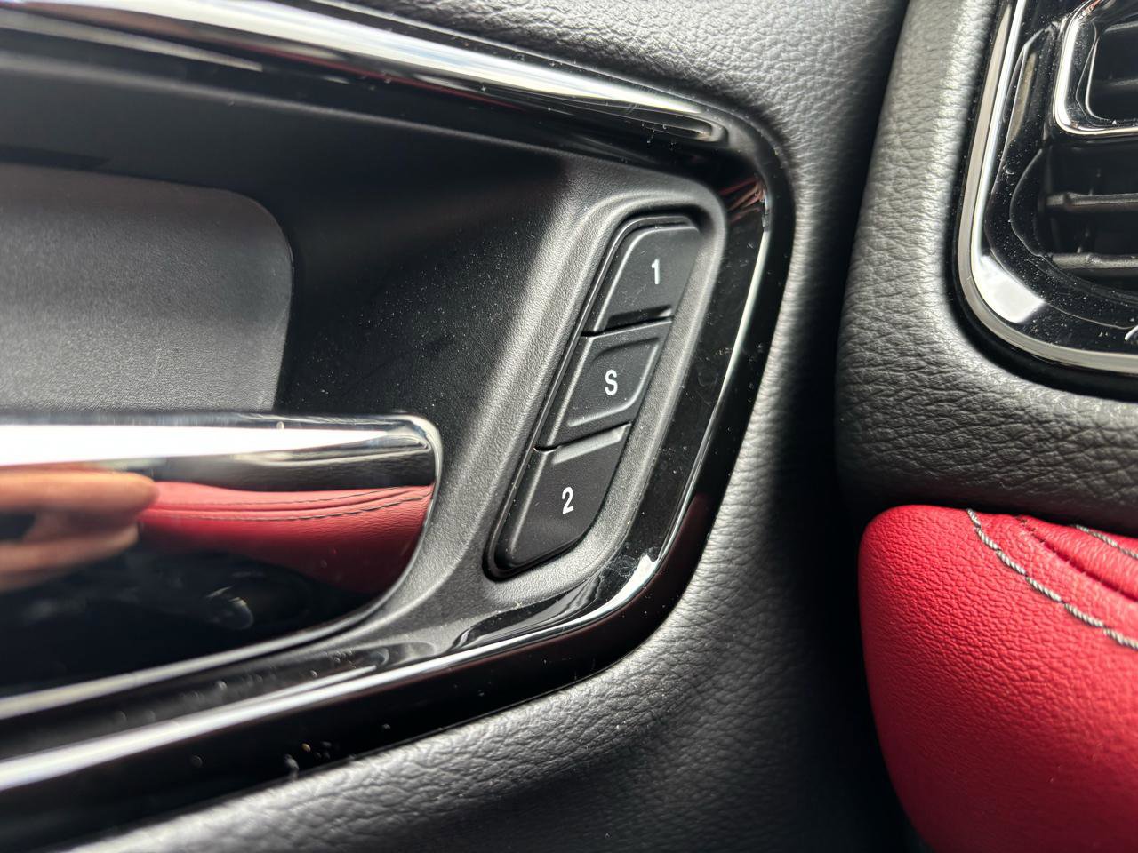 Used 2022 Dodge Durango R/T w/ Trailer Tow Group IV image 34