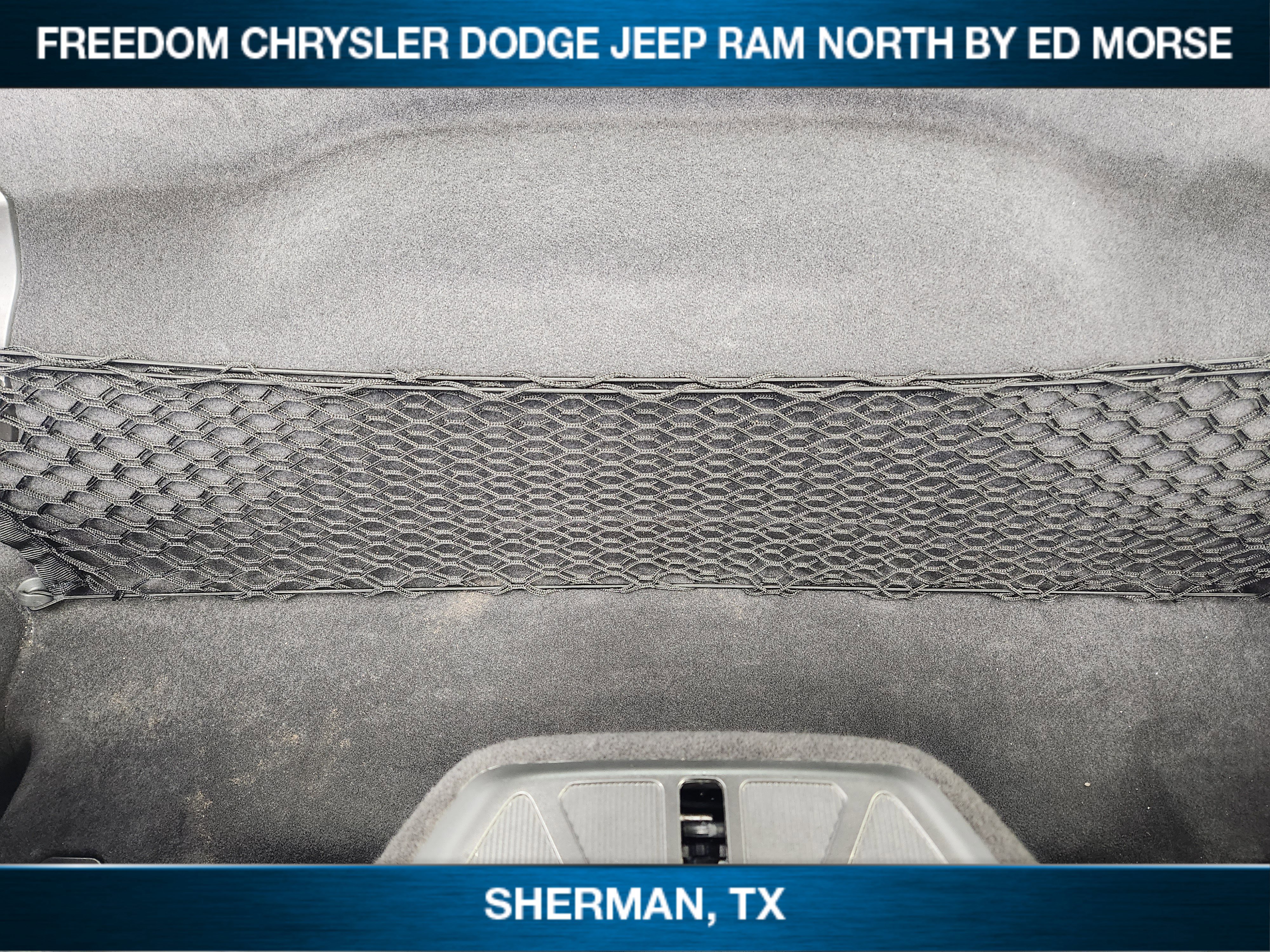 Used 2020 Chevrolet Corvette Stingray Premium Cpe w/ 3LT Preferred Equipment Group image 21