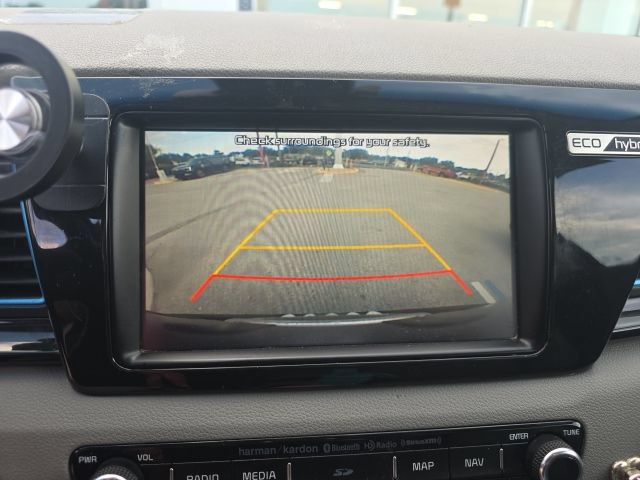 Used 2019 Kia Niro Touring FWD image 17