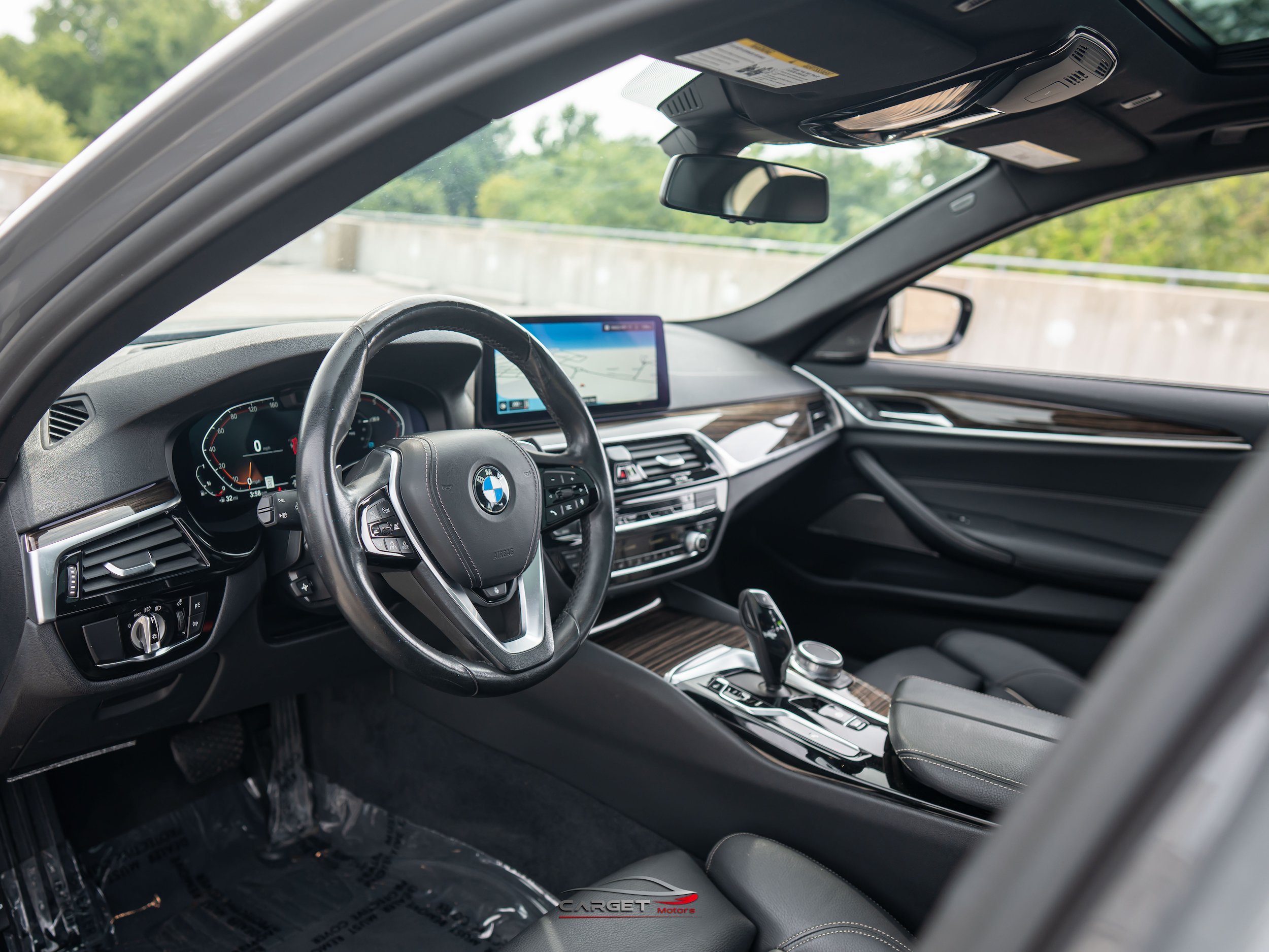 Used 2021 BMW 540i xDrive w/ Premium Package AWD/4WD image 12