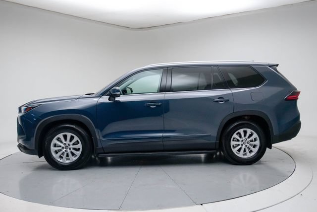 Used 2025 Toyota Grand Highlander AWD image 28
