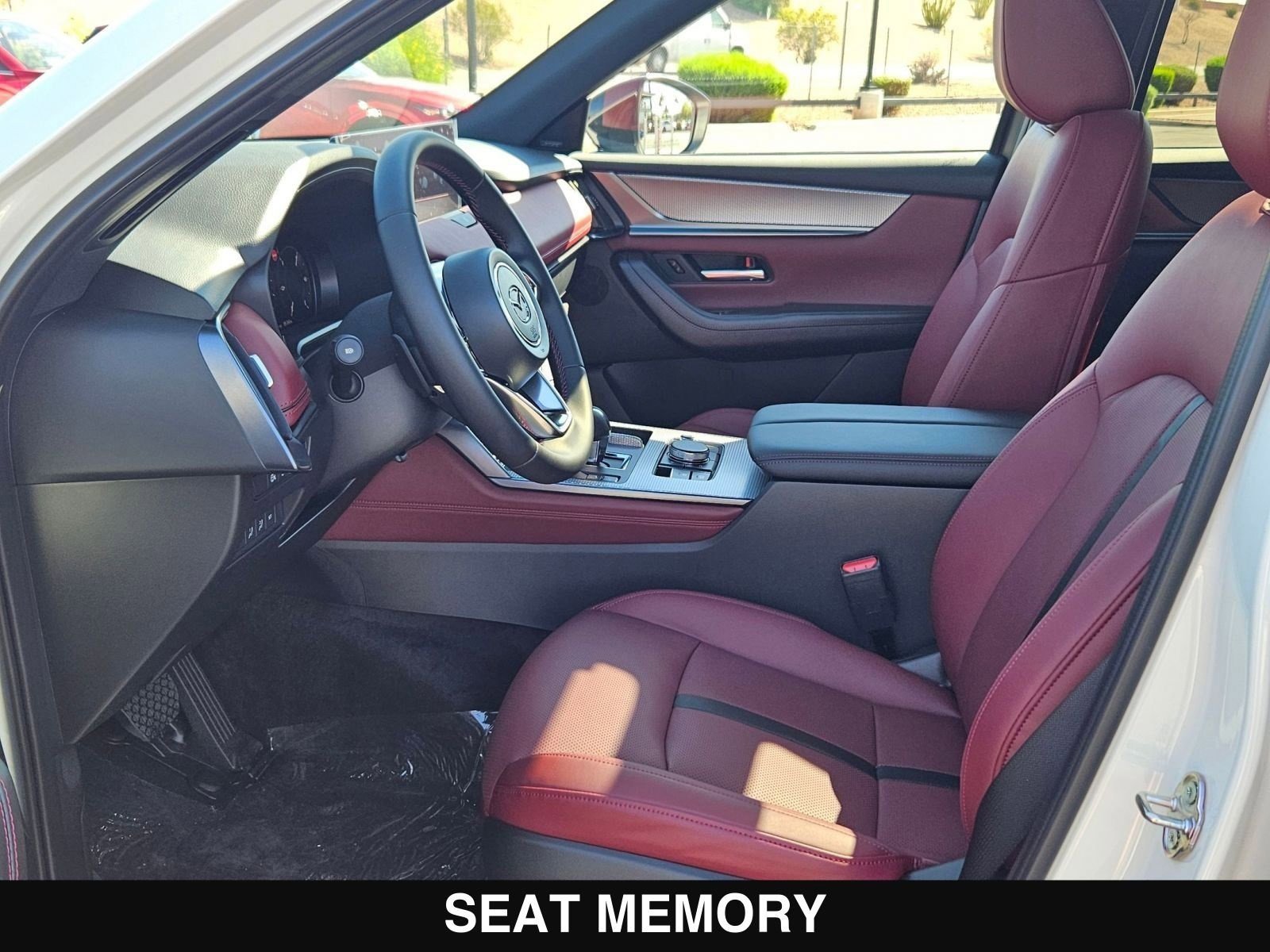 New 2025 MAZDA CX-70 Plug-In Hybrid w/ Premium Plus image 19