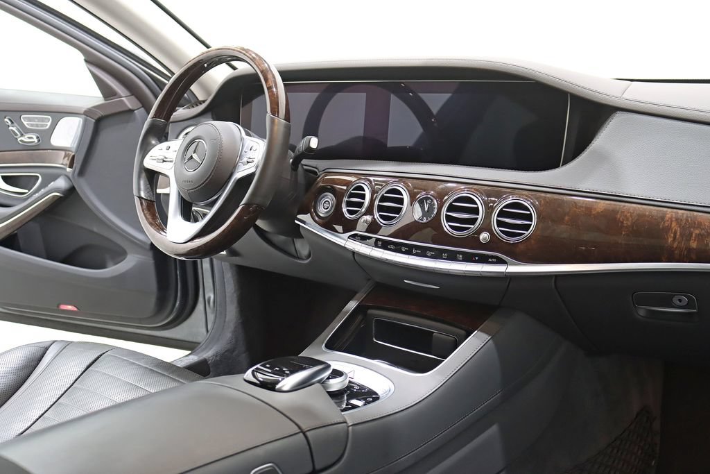 Used 2019 Mercedes-Benz S 560 4MATIC Sedan image 37