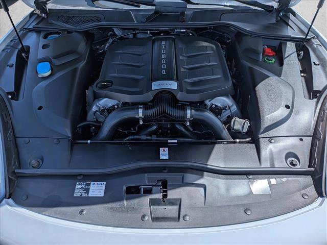 Used 2016 Porsche Cayenne GTS AWD/4WD image 23