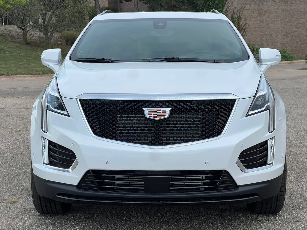 New 2026 Cadillac XT5 Sportv w/ LPO, Floor Liner Package AWD/4WD image 44