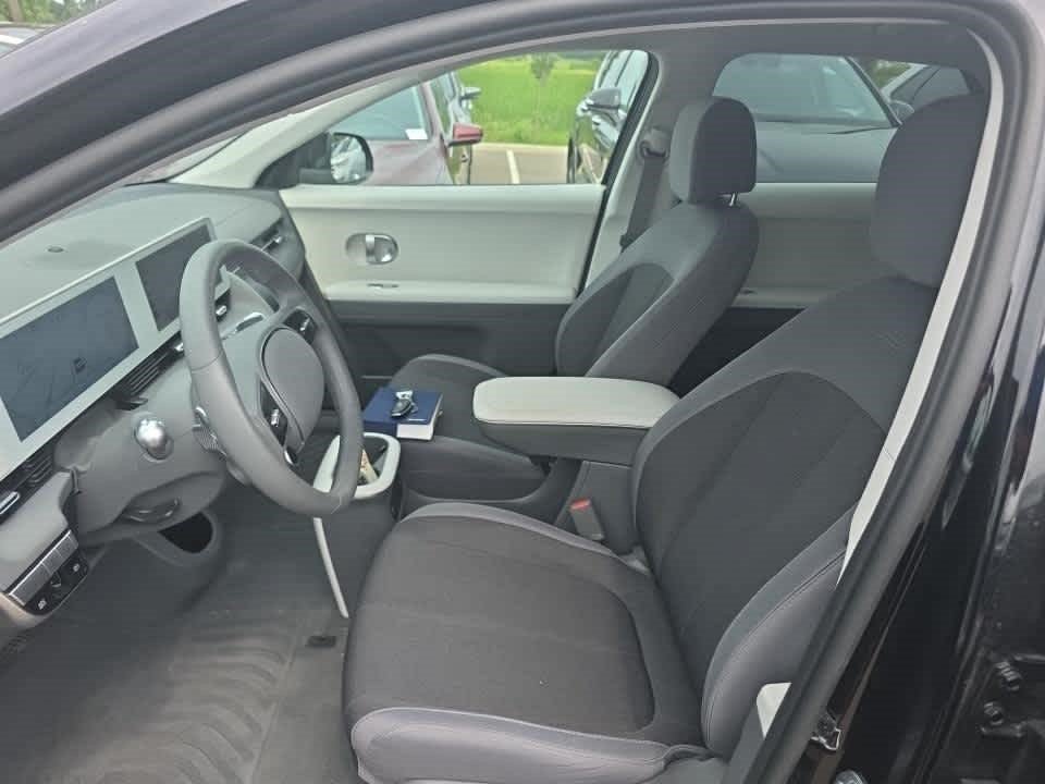 Used 2024 Hyundai Ioniq 5 SEL AWD/4WD image 4