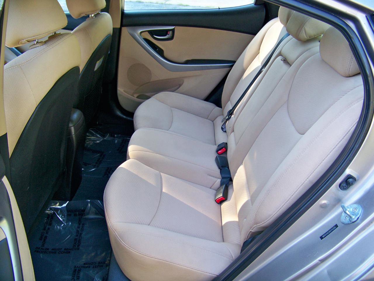Used 2013 Hyundai Elantra GLS image 16