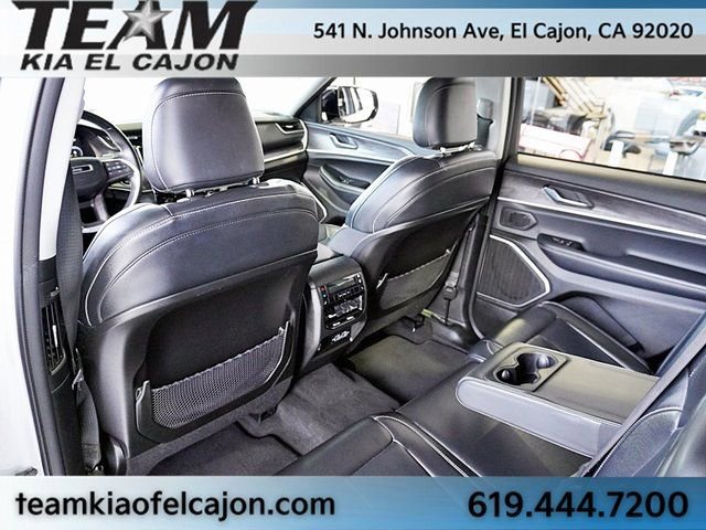 Used 2022 Jeep Grand Cherokee L Limited image 17