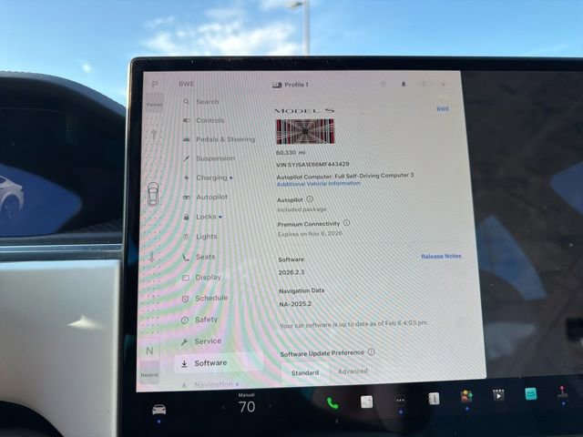 Used 2021 Tesla Model S Plaid image 23