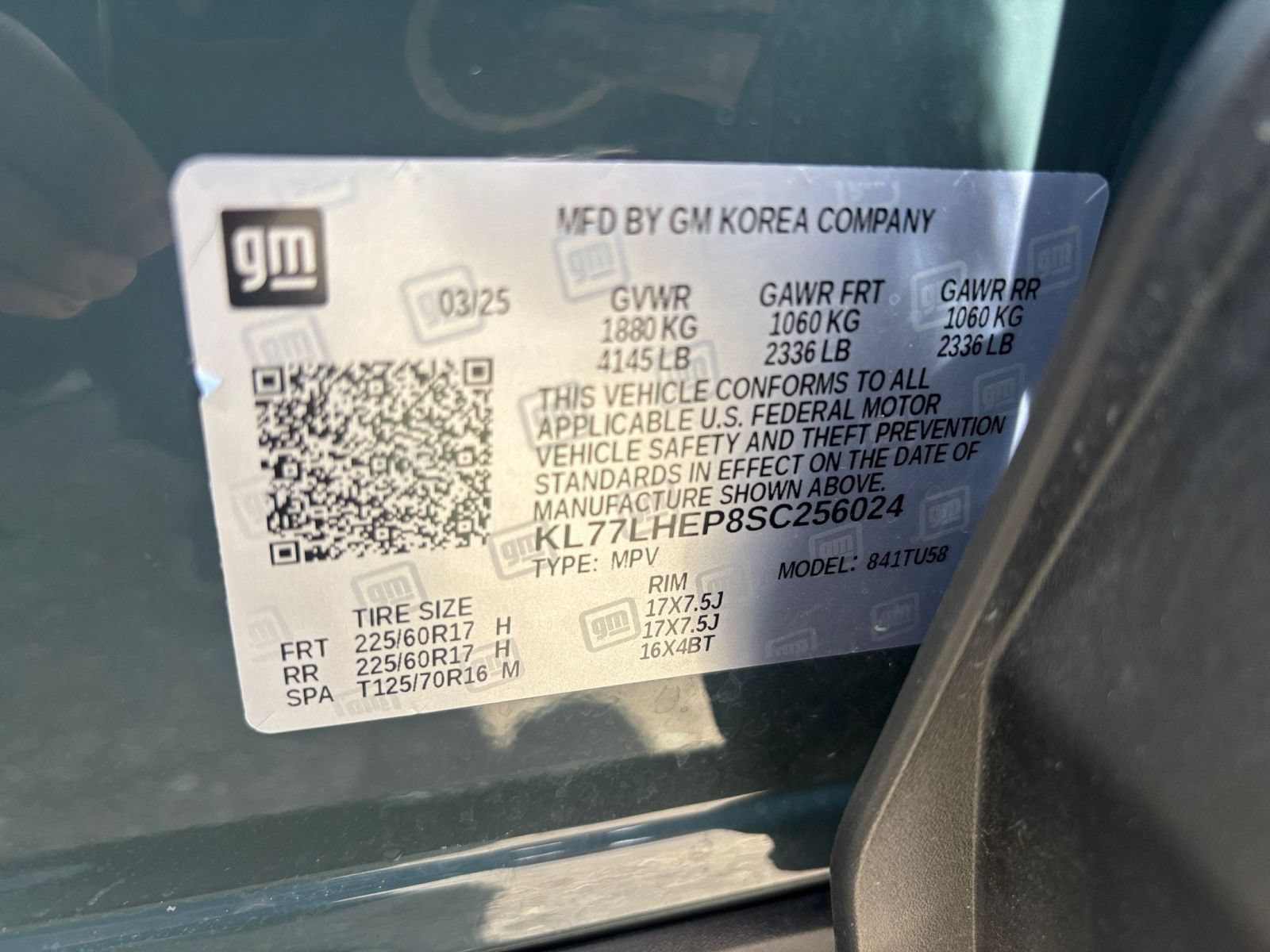 Used 2025 Chevrolet Trax LT w/ LT Convenience Package FWD image 23